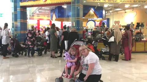 Amanda Bailey and daughter Amelia