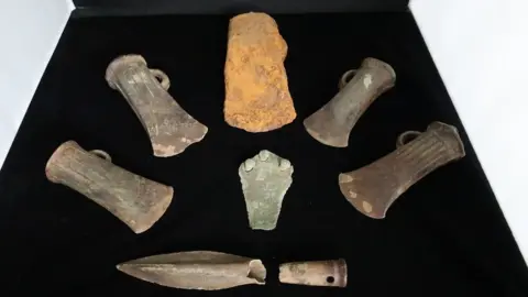 British Museum’s Portable Antiquities Scheme The Bronze and Iron Age items