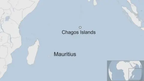 Map showing Chagos Islands and Mauritius