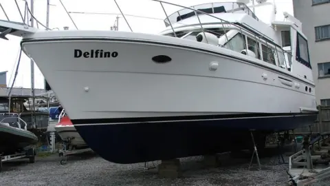 Wilsons Auctions Motor boat