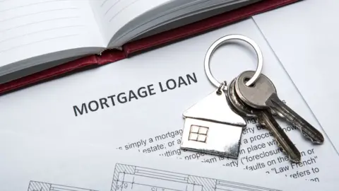 Getty   Mortgage Loan and keys stock image