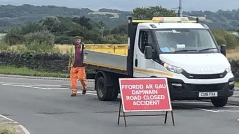 Porthmadog bypass closed