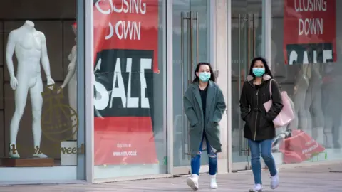 Getty Images shoppers