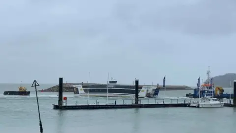 Sienna Anderson Cowes Floating Bridge