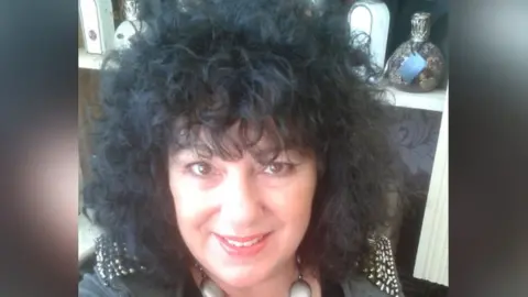 NICKY STEVENS Nicky Stevens