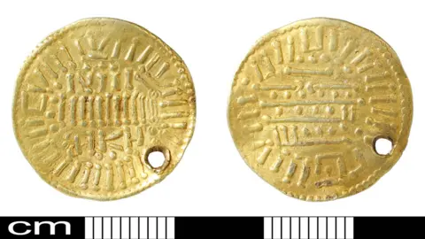 Andrew Williams/Norfolk County Council Early medieval fake Arabic dinar