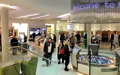 David Dixon/Geograph Manchester Central Library