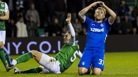 Rangers midfielder Scott Arfield