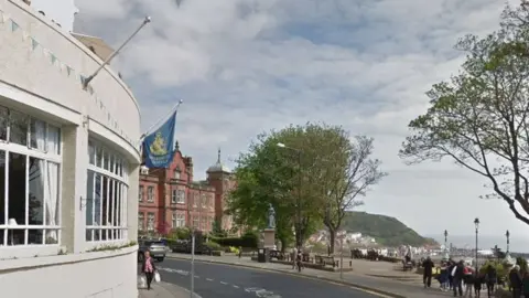 Google Scarborough Town Hall and Royal Hotel (2017)