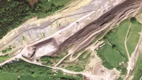 Google Buttington Quarry, near Welshpool