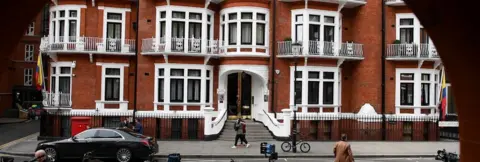 AFP Ecuador's embassy