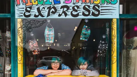 Kate Jackson Photography Jo and Millie Millburn