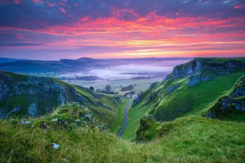 Lee Howdle Winnats Pass in August 2021, Peak District National Park, Derbyshire