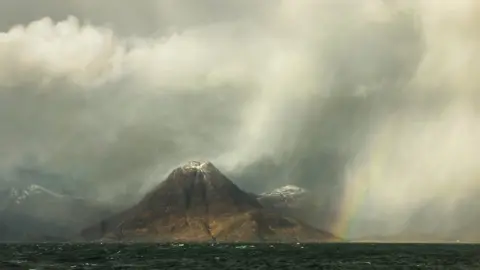 TONY HIGGINSON Stormy Elgol