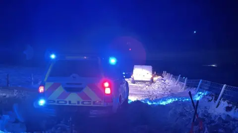 Derbyshire Dales Response Unit  Vans stuck in snow