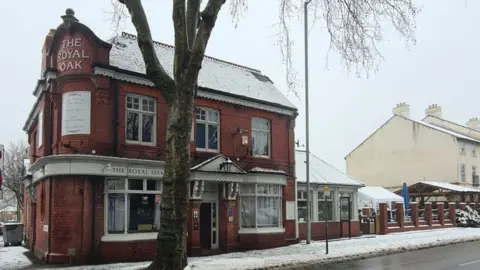 Terry Cole The Royal Oak in Wolverhampton