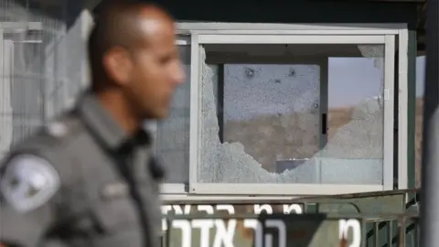 EPA Scene of attack at Har Adar (26/09/17)