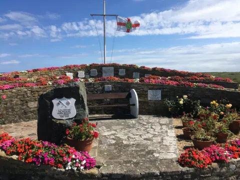 Hammond Memorial, Alderney