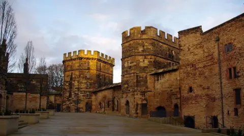 Geograph/Ian Taylor Lancaster Castle courtyard