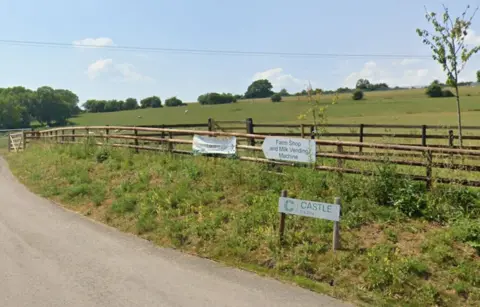 A picture of the Castle Farm entrance