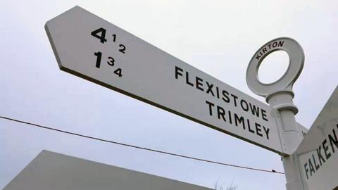 Roadsign featuring "Flexistowe" in Kirton