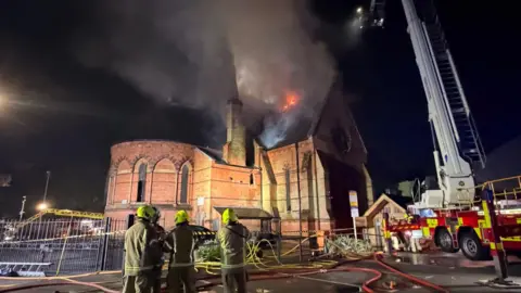 Leicestershire Fire and Rescue Service Fire at a church with crews at the front