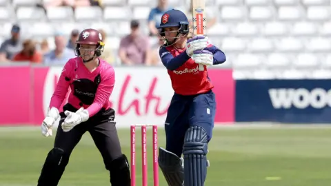 Essex's Lauren Winfield-Hill batting.