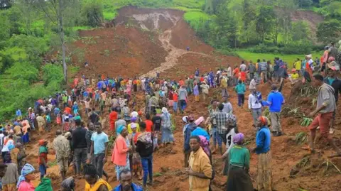 Getty Images Search and rescue efforts continue after landslide in the Gofa region of southern Ethiopia on July 22, 2024.