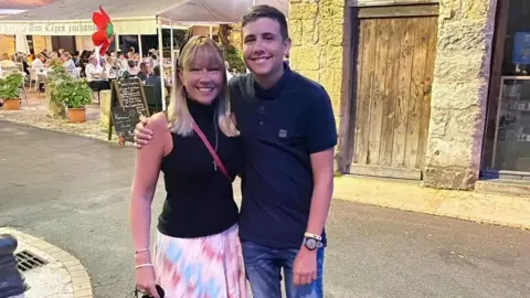 Naomi Rees-Issitt Naomi Rees-Issitt and her son Jamie