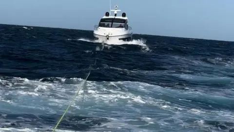 Exmouth RNLI Yacht rescue 