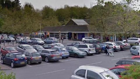 Google Maps image of the car park at Tesco in Stroud