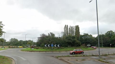 The A143 roundabout that meets the A140 near Stuston