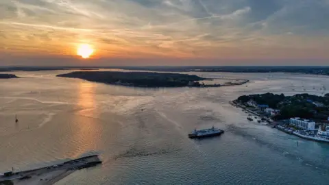 Gary Beach TUESDAY - Poole Harbour