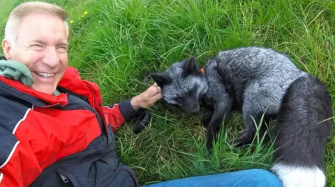 Les Hemstock Les Hemstock with Fern the American silver fox