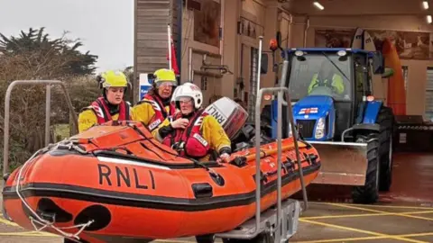 RNLI Hayling Island Lifeboat Station The first ever Hayling Island all-female crew assisting in a rescue.
