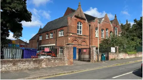 Google Avenue Junior School in Norwich 