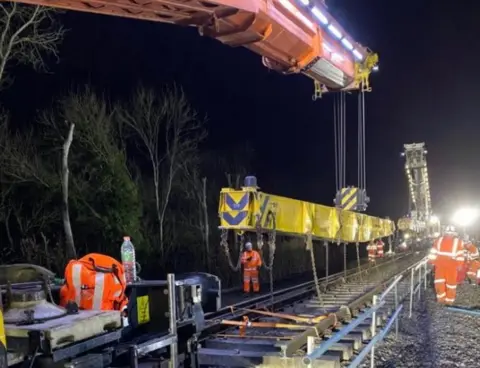 Network Rail Wessex Broken down crane