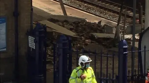 Sam Naylor debris on the platform