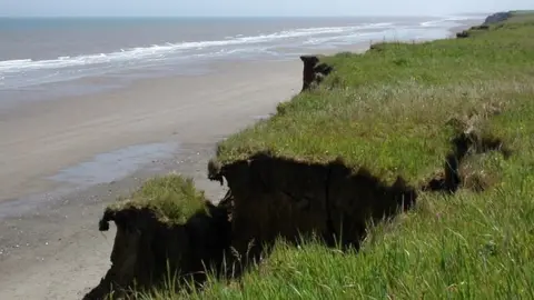 Geograph Rolston Cliffs