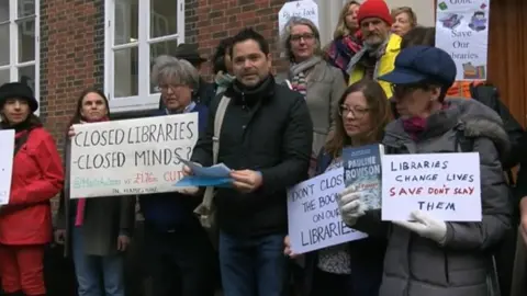 Alamy Neil Gaiman protest