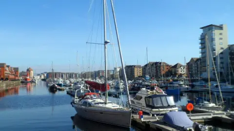 Geograph / Jaggery Swansea marina