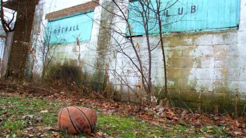 BBC The closed Overall Club in Saginaw