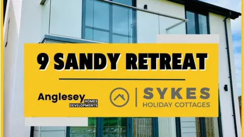 Twitter social media post with Sandy Retreat ad over picture of home