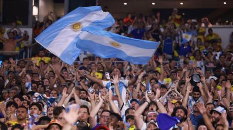 Argentina fans celebrate
