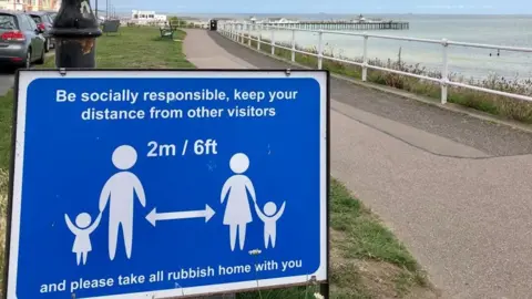 BBC Warnings to social distance in Southwold