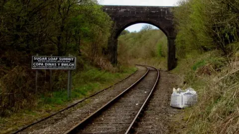 Sugar Loaf Station