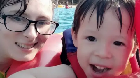 Family picture Natalie Francis and son Jamie