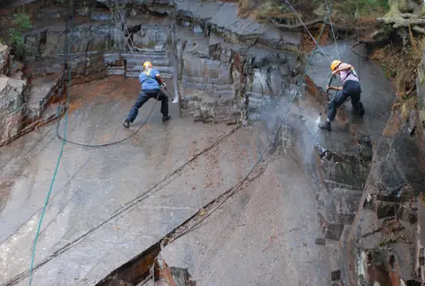 BGS/UKRI Charnwood rock