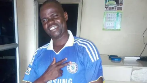 Aminu Mai-unguwa Chelsea Aminu Mai-unguwa Chelsea, a Chelsea FC fan.