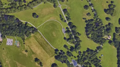 Google Roundhay Park